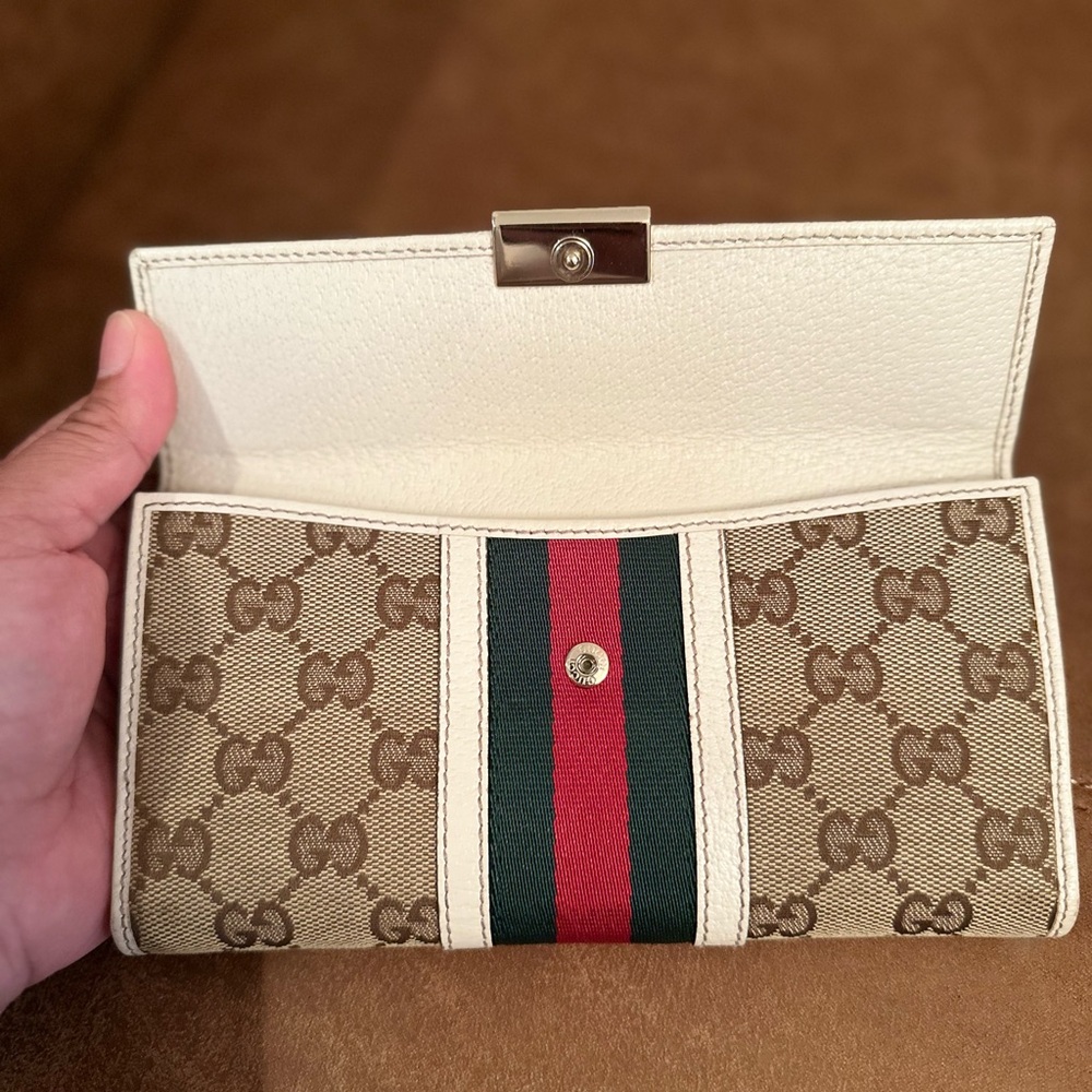 Gucci Ivory Leather/Canvas Monogram with Sherry Line Bifold Long Wallet - Picture 4 of 16